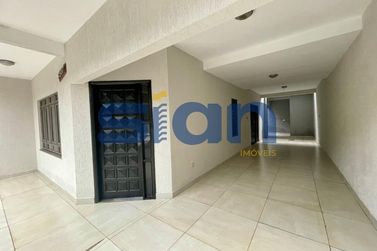 Casa para alugar - 180m&sup2; - Zona I