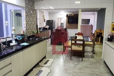 Casa &agrave; venda - 197m&sup2; - Jardim Yoshi