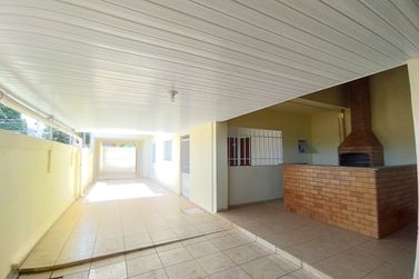 Casa &agrave; venda - 255m&sup2; - ZONA VI