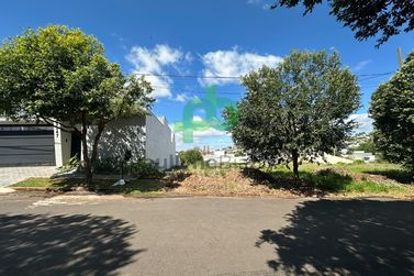 Terreno &agrave; venda - 237m&sup2; - PARQUE RESIDENCIAL COPACABANA