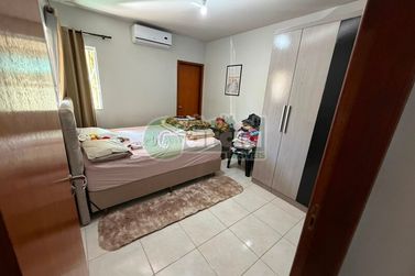 Casa &agrave; venda - 147m&sup2; - Parque Residencial It&aacute;lia