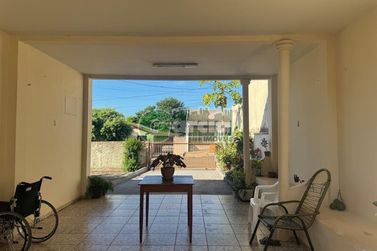 Casa &agrave; venda - 172m&sup2; - Conjunto Patrim&ocirc;nio Umuarama