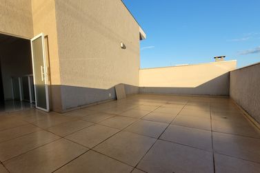 Casa &agrave; venda - 347m&sup2; - Zona VII