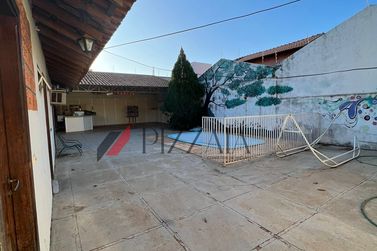 Casa &agrave; venda - 170m&sup2; - Zona I-A