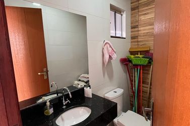 Casa &agrave; venda - 195m&sup2; - Jardim novo Mil&ecirc;nio