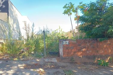 Terreno &agrave; venda - 261m&sup2; - Zona II