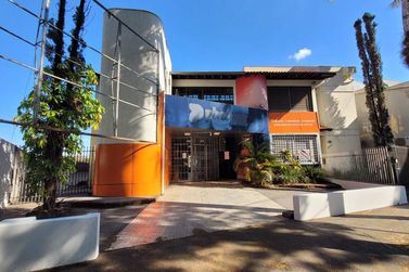 Sala Comercial para alugar - 240m&sup2; - Zona II