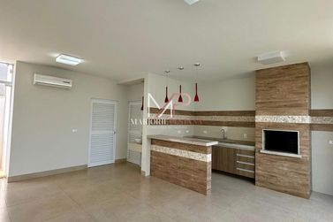 Casa &agrave; venda - 217m&sup2; - Rua Gaivota