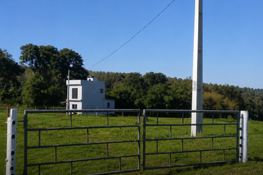 Ch&aacute;cara &agrave; venda - 20000m&sup2; - Zona Rural
