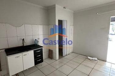 Sal&atilde;o Comercial para alugar - 33m&sup2; - ZONA II