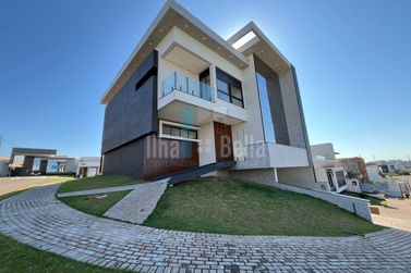 Sobrado &agrave; venda - 