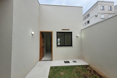 Casa &agrave; venda - 81m&sup2; - Zona V
