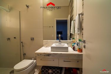 Casa &agrave; venda - 441m&sup2; - Condom&iacute;nio Soleil Residence