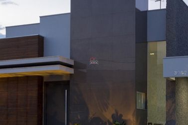 Casa &agrave; venda - 390m&sup2; - Zona I