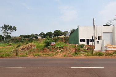Sala Comercial &agrave; venda - 1000m&sup2; - Zona I-a