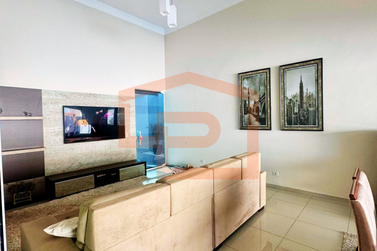 Casa &agrave; venda - 214m&sup2; - Jardim Tamoio