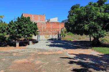 Ch&aacute;cara &agrave; venda - 369m&sup2; - Jardim T&oacute;quio