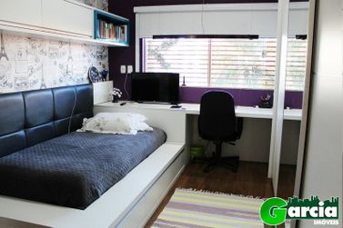 Sobrado &agrave; venda - 300m&sup2; - Jardim Veleiros