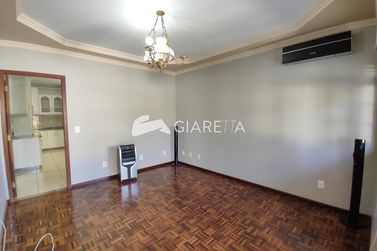 Casa &agrave; venda - 180m&sup2; - JARDIM GISELA