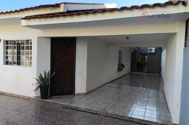 Casa &agrave; venda - 183m&sup2; - Zona V