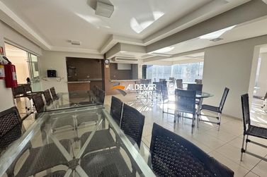 Apartamento &agrave; venda - 111m&sup2; - Zona 3