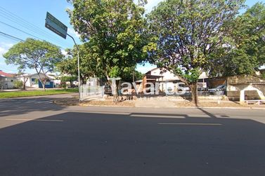 Terreno &agrave; venda - 437m&sup2; - Zona V