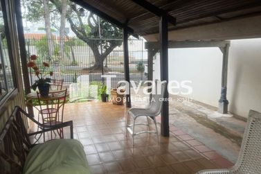 Casa &agrave; venda - 180m&sup2; - Zona II