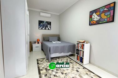 Casa &agrave; venda - 220m&sup2; - Jardim Europa