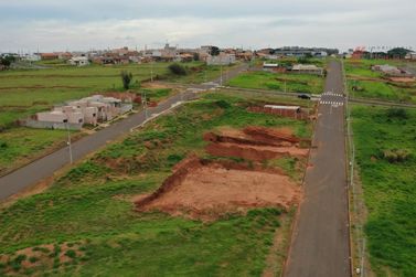 Terreno &agrave; venda - 147m&sup2; - Parque Residencial Italia III
