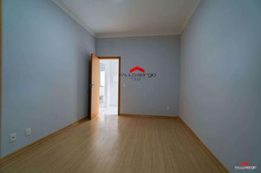 Casa &agrave; venda - 150m&sup2; - Jardim Santa Clara