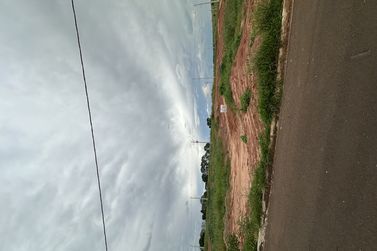 Terreno &agrave; venda - 300m&sup2; - Centro