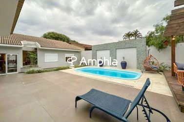 Casa &agrave; venda - 214m&sup2; - Recanto Tropical