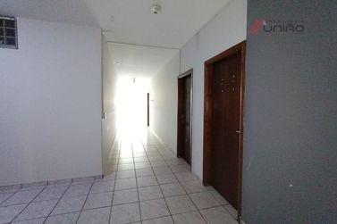 Sal&atilde;o Comercial para alugar - 880m&sup2; - Zona III