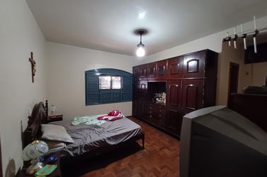 Casa &agrave; venda - 200m&sup2; - Zona III