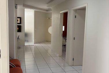 Sal&atilde;o Comercial &agrave; venda - 345m&sup2; - Zona I