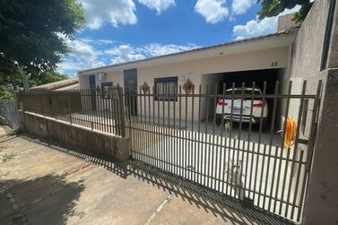 Casa &agrave; venda - 129m&sup2; - JARDIM BELVEDERE