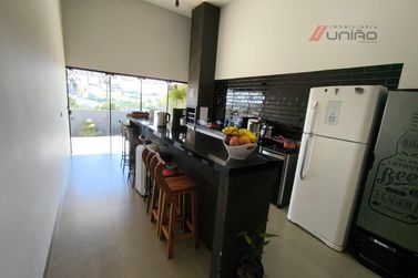 Casa &agrave; venda - 138m&sup2; - Jardim Azal&eacute;ia