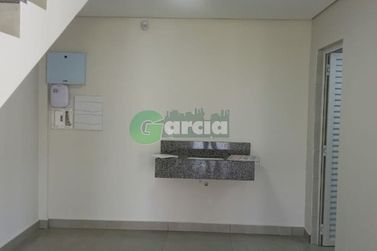Sal&atilde;o Comercial para alugar - 360m&sup2; - Parque Colina Verde