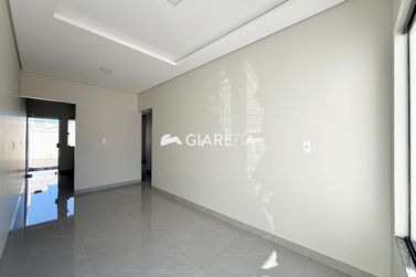Casa &agrave; venda - 49m&sup2; - JARDIM PINHEIRINHO