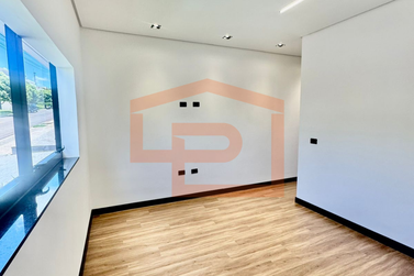 Casa &agrave; venda - 250m&sup2; - Zona VII