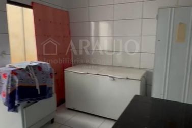 Sobrado &agrave; venda - 600m&sup2; - Centro