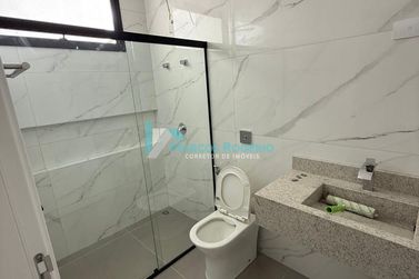 Casa &agrave; venda - 148m&sup2; - Paysage Essenza Condom&iacute;nio