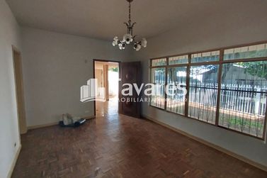 Casa &agrave; venda - Zona II