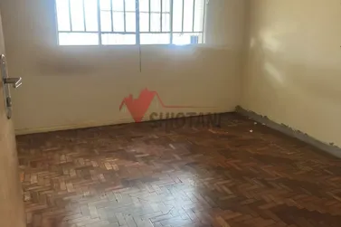 Casa &agrave; venda - Zona II