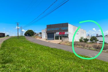 Terreno &agrave; venda - 879m&sup2; - Avenida Portugal