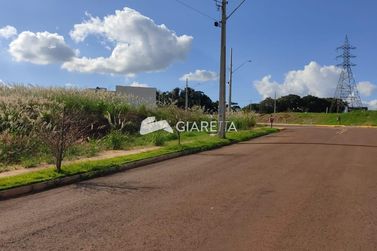 Terreno &agrave; venda - 365m&sup2; - VILA BECKER