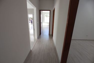 Casa &agrave; venda - 130m&sup2; - Jardim Tropical
