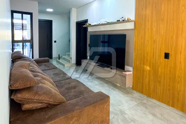 Sobrado &agrave; venda - 180m&sup2; - Parque Residencial Interlagos