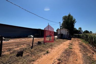 Ch&aacute;cara &agrave; venda - Santa Eliza