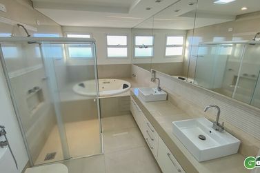 Apartamento para alugar - 269m&sup2; - Zona III